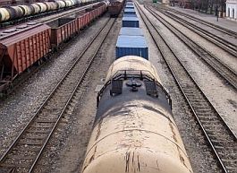 140227_ldz_cargo.jpg