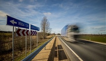 190502_roadLV.jpg