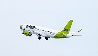 201208_airbaltic.jpg