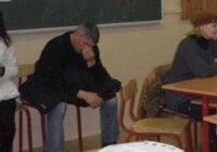 Skolā vairākas mammas klasē “uzrīkoja” ļoti nepatīkamu situāciju, bet viens no tēviem viņas “pārmācīja” tā, ka par to vēl tagad runā puse pilsētas