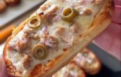 Ideāla uzkoda 5 minūtēs – mini picas “Tonno” recepte Ideāla uzkoda 5 minūtēs – mini picas “Tonno” recepte
