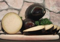 Ļoti garšīgs baklažānu un ķiploku ēdiens, kuru man pirmo reizi pagatavoja vīramāte, bet tagad biezi taisu pati