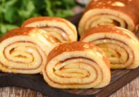 Aromātiska, gaisīga ātrā kūka pannā – izvēlies sev tīkamās piedevas un eksperimentē ar garšas kārpiņām