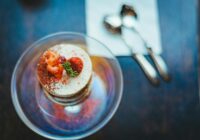 Mini tiramisu kūciņas ar zemenēm – restorāna cienīgs deserts 15 minūtēs