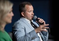 44,9% Latvijas uzņēmumu pat neapsvērtu darbinieku aizstāšanu ar MI rīkiem