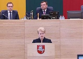 130611_gryb_otch_seimas2.JPG
