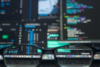 201002_ict.jpg