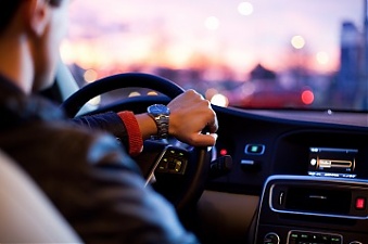 201104_cars.jpg