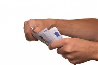 201202_wage.jpg