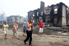 100813_pozhar_dom_ros.jpg