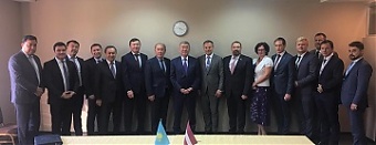 190920_worl_group.jpg