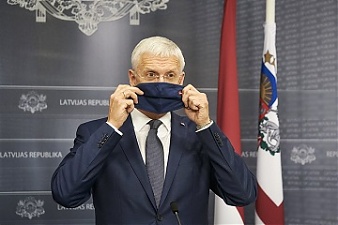201105_karins.jpg
