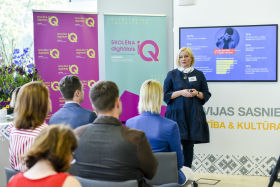 Профессор Занда Рубене, руководитель отделения педагогики на факультете педагогики, психологии и искусства Латвийского университета