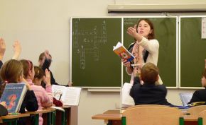 180904_uchitel.jpg
