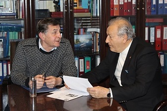 Профессора Владимир Меньшиков и Валерий Никифоров подводят итоги семинара. БМА. Рига. 04.02.2020. Фото Кристины Ляховой.