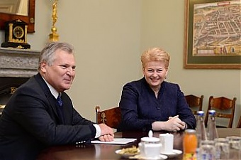 Александр Квасьневский и Даля Грибаускайте. Вильнюс, 27.02.2014. Фото: lrp.lt