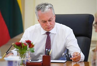 200818_nauseda.jpg