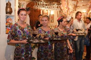 110620_uzbek_jubil.JPG