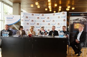 150522_zolot_maska_glav.jpg