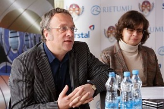 150522_zolot_maska_grod.jpg