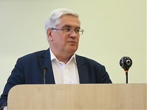 Игорь Граурс.