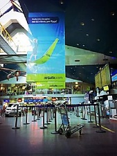190417_airportLT.jpg