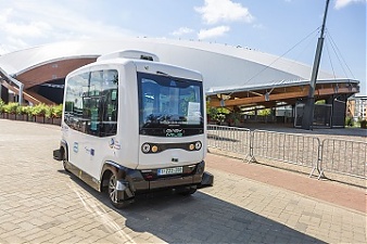 Беспилотный автобус EZ10. Фото с сайта Елгавского самоуправления.  