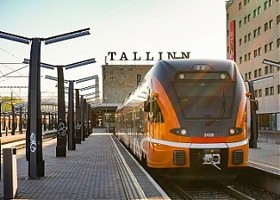 201008_elron.jpg