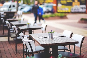 201112_street_caffe.jpg