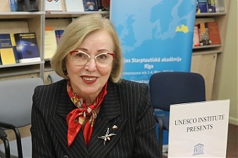 181227_pavuk.jpg