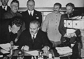 090928_MolotovRibbentrop.jpg