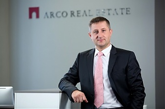 200401_arco.jpg