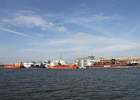 121106_klaip_port.JPG