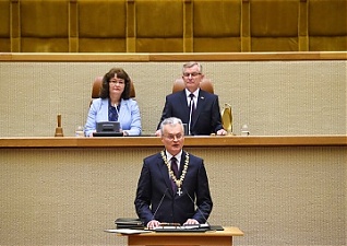 190712_nauseda1.jpg