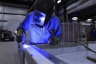 191017_workers.jpg