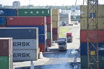 200303_port.jpg