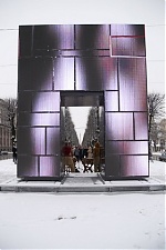180216_gate_lv.jpg