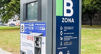 201112_parking.jpg