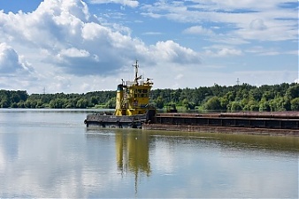 181710-port-cargo.jpg