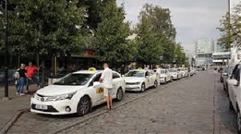 200219_taxiEE360.jpg