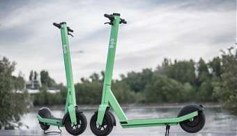 120520_bolt_scooter.jpg