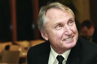 Валерий Вениаминович Бабкин – доктор химических наук, крупный производственник, член экспертного совета «Агентства стратегических инициатив» Государственной Думы России. Валерий Вениаминович Бабкин – доктор химических наук, крупный производственник, член экспертного совета «Агентства стратегических инициатив» Государственной Думы России.